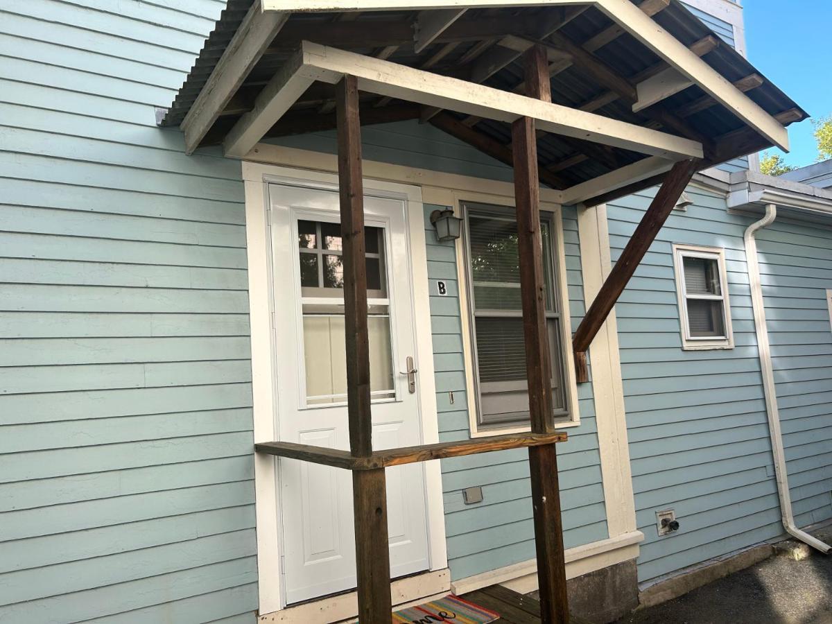 Traveler'S Den In Medford 아파트 외부 사진