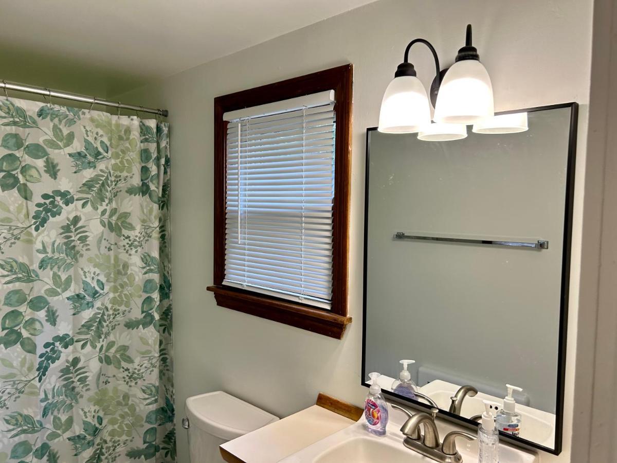 Traveler'S Den In Medford 아파트 외부 사진