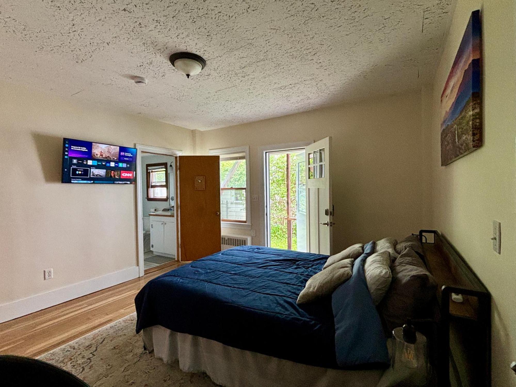 Traveler'S Den In Medford 아파트 외부 사진